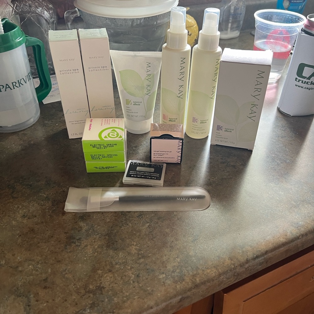 Mary Kay Lot